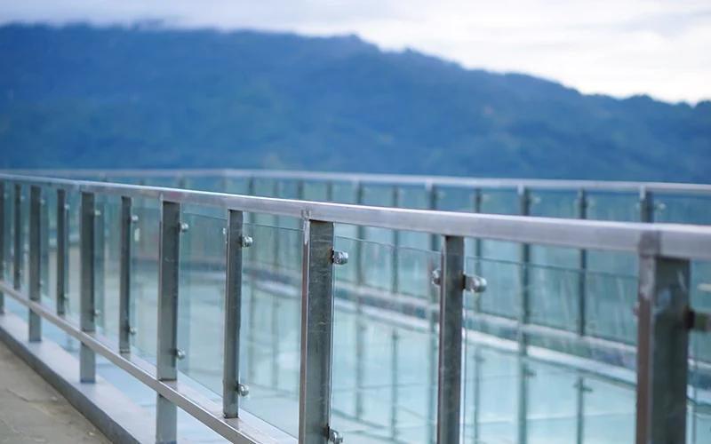 glass balustrade-2