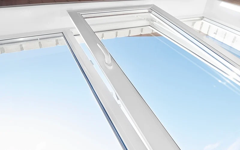 glass window fitting